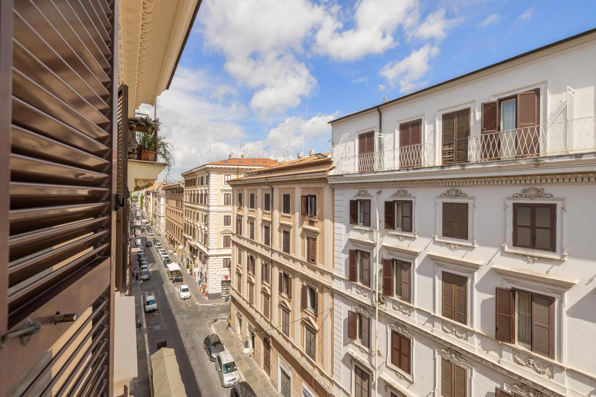 House Montebello, Rome